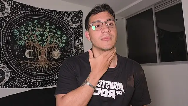 JayMarcos  online show from October 2025 12:54:02 AM