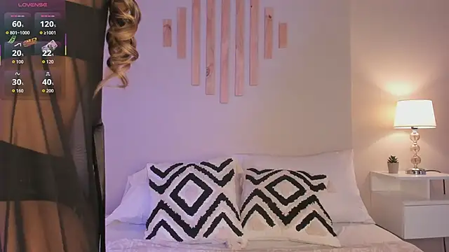 VictoriaNoah  online show from February 2026 07:50:02 PM