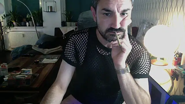 Snapshot of tomz0819 chatting on July 2026 01:09:01 AM tomz0819 online show from July 2026 01:09:01 AM