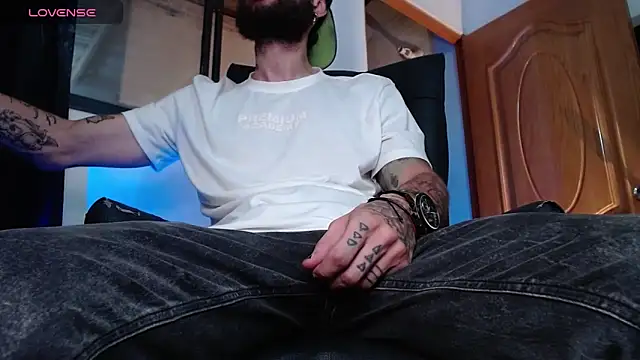 ren stipee online show from March 2025 12:48:01 AM