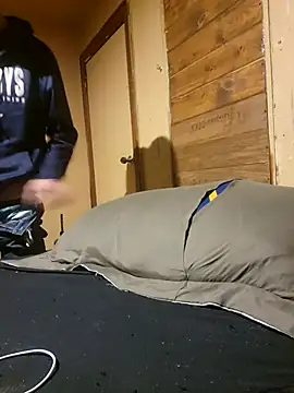 Snapshot of BigDDave6979 chatting on February 2025 02:37:01 PM BigDDave6979 online show from February 2025 02:37:01 PM