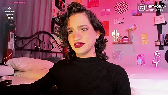 Snapshot of Aaron_Darkus chatting on March 2026 01:12:02 AM Aaron Darkus online show from March 2026 01:12:02 AM