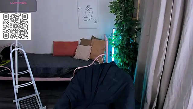 Snapshot of toooyour chatting on November 2025 11:15:01 PM toooyour online show from November 2025 11:15:01 PM