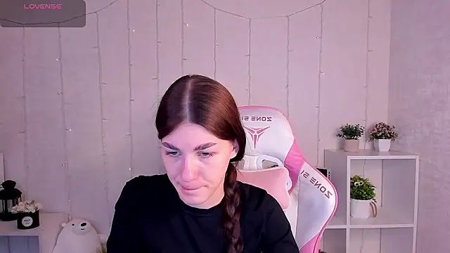 Snapshot of toooyour chatting on February 2026 11:58:02 PM toooyour online show from February 2026 11:58:02 PM