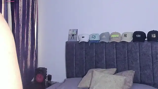 Snapshot of Iamdylan777 chatting on April 2026 12:11:02 PM Iamdylan777 online show from April 2026 12:11:02 PM