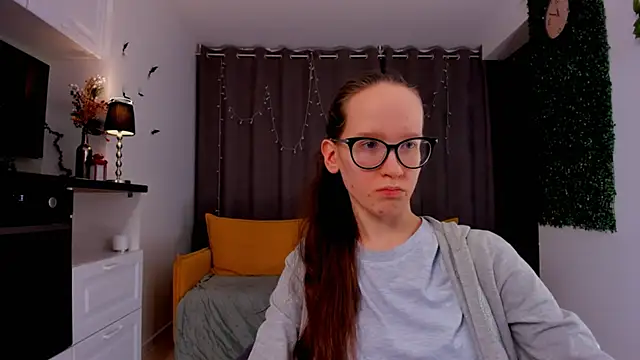 BettyBrowni online show from February 2025 10:11:02 PM