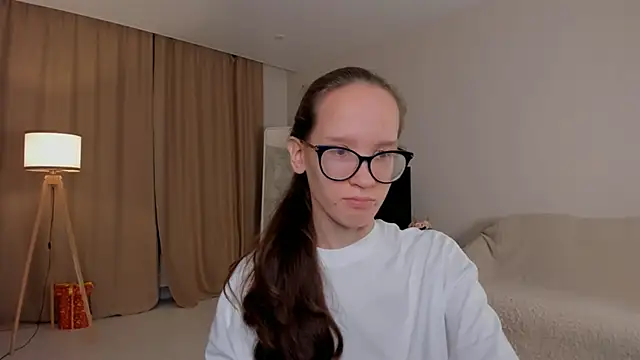 BettyBrowni online show from September 2025 04:12:02 PM