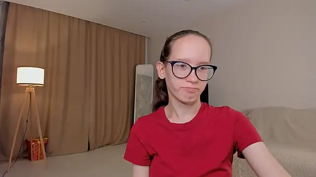 BettyBrowni online show from October 2025 04:04:02 PM