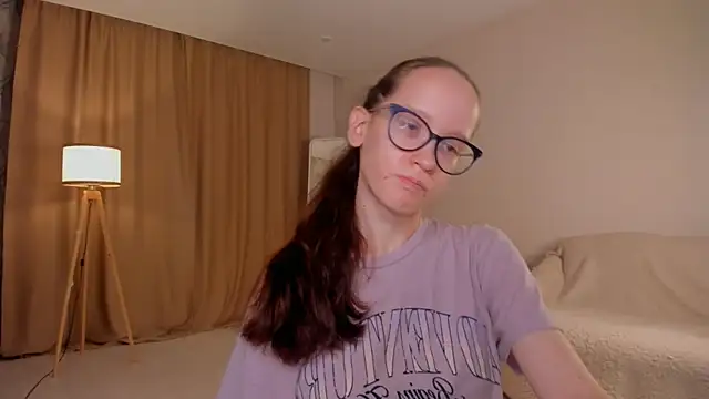 BettyBrowni online show from October 2025 04:06:02 PM