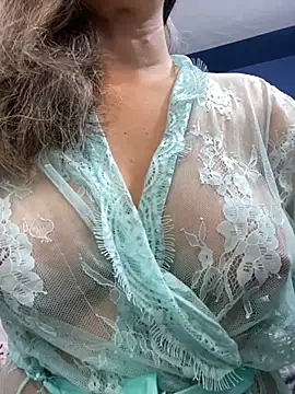 Isakeys  online show from April 2026 03:27:01 PM