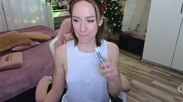 Snapshot of VeronicaRoss chatting on December 2024 07:56:02 AM VeronicaRoss online show from December 2024 07:56:02 AM