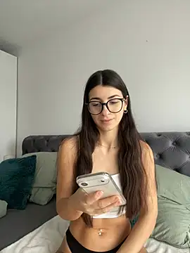 Snapshot of Wildberry_ chatting on February 2026 08:51:01 AM Wildberry online show from February 2026 08:51:01 AM