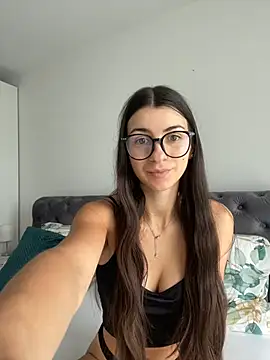 Snapshot of Wildberry_ chatting on July 2026 08:05:01 AM Wildberry online show from July 2026 08:05:01 AM