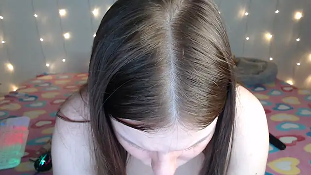 CindyAhKiss online show from September 2025 06:43:02 PM