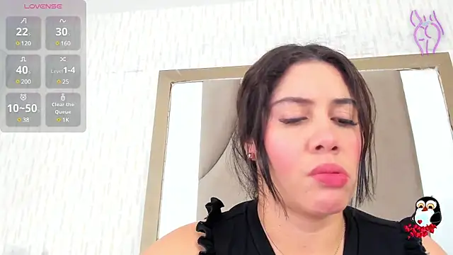 ThyaraJhons online show from March 2025 11:51:01 AM