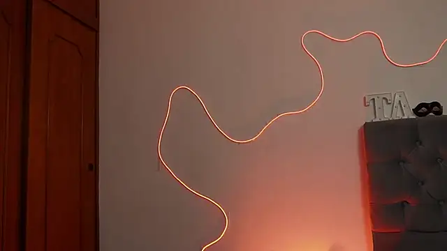 tay ler3 online show from February 2025 03:23:02 AM