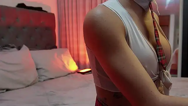 tay ler3 online show from March 2025 10:48:01 PM