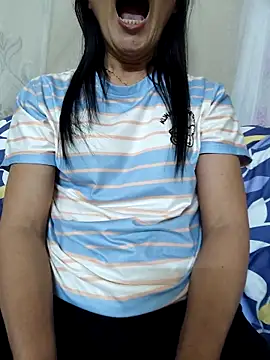 Snapshot of Asian_girl13 chatting on January 2026 05:38:02 PM Asian girl13 online show from January 2026 05:38:02 PM