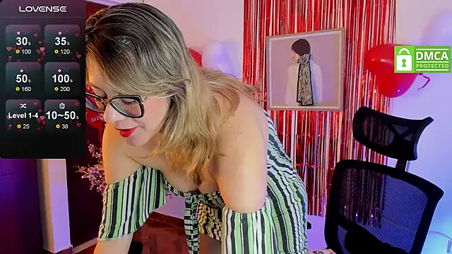 Chanelll Taylorr  online show from February 2025 09:37:01 AM