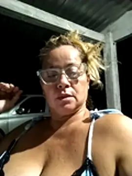 natally ross21 online show from April 2026 02:33:01 AM