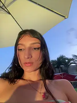 Snapshot of loly-yandere chatting on January 2025 11:13:01 PM loly-yandere online show from January 2025 11:13:01 PM