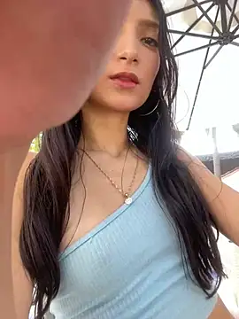 Snapshot of loly-yandere chatting on January 2025 08:03:02 PM loly-yandere online show from January 2025 08:03:02 PM