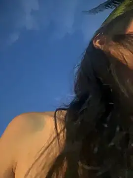 Snapshot of loly-yandere chatting on January 2025 11:22:02 PM loly-yandere online show from January 2025 11:22:02 PM