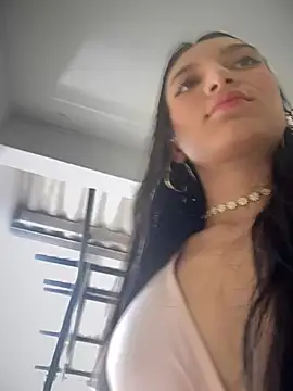 Snapshot of loly-yandere chatting on March 2025 08:32:02 PM loly-yandere online show from March 2025 08:32:02 PM