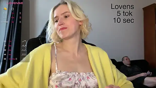Sexy Sweets online show from October 2025 07:41:02 AM