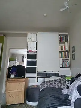 Snapshot of Sweet-Gismo chatting on December 2024 11:20:02 AM Sweet-Gismo online show from December 2024 11:20:02 AM