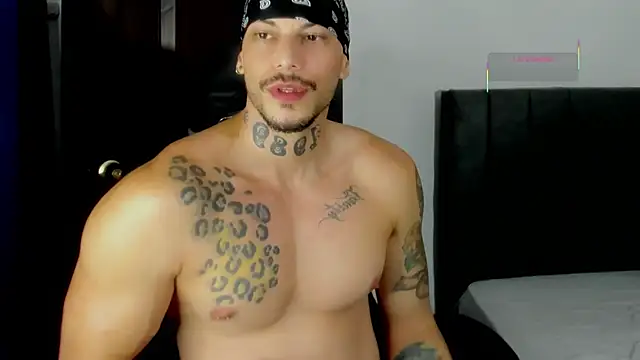 Snapshot of RickG_Oficial chatting on May 2026 11:12:01 PM RickG Oficial online show from May 2026 11:12:01 PM