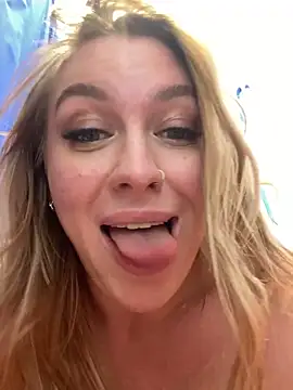 Snapshot of Sweet___Emily chatting on January 2025 05:53:01 PM Sweet Emily online show from January 2025 05:53:01 PM