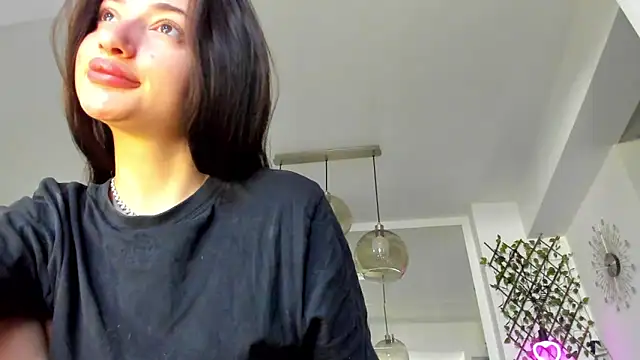 IreneVON online show from March 2025 06:39:02 AM