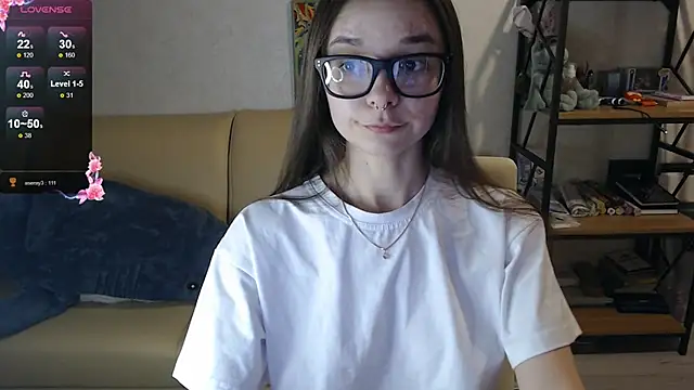 Snapshot of Amarieni chatting on December 2024 02:33:01 PM Amarieni online show from December 2024 02:33:01 PM