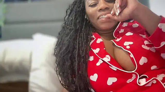 selena42 online show from February 2026 04:05:02 AM