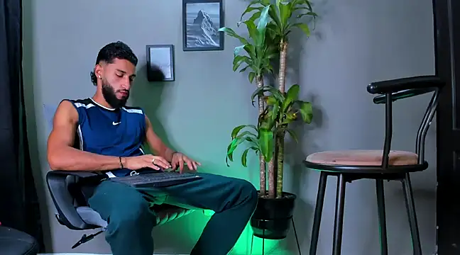 Damian 022 online show from January 2025 05:33:01 PM