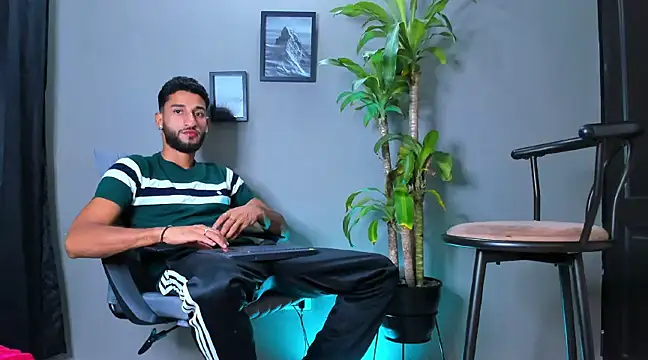 Damian 022 online show from February 2025 09:25:02 PM