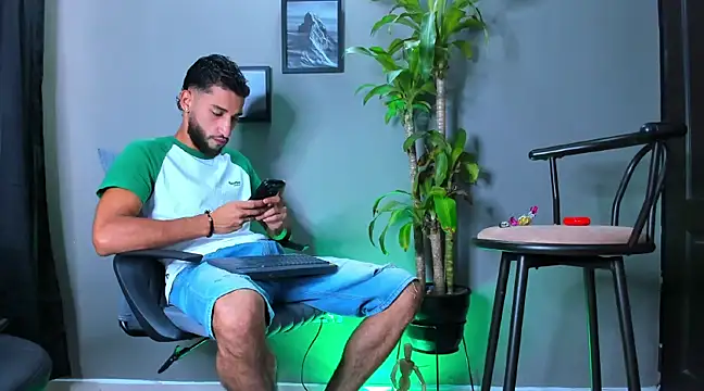 Damian 022 online show from March 2025 04:56:02 PM