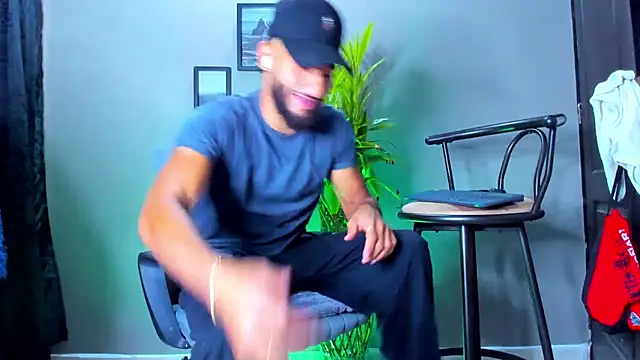 Damian 022 online show from January 2026 06:13:01 PM