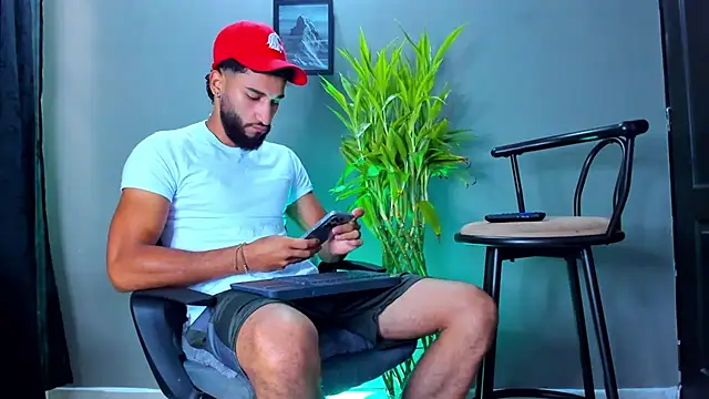 Damian 022 online show from February 2026 02:48:02 PM