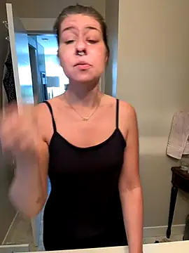 sophielove888 online show from September 2025 06:19:01 PM