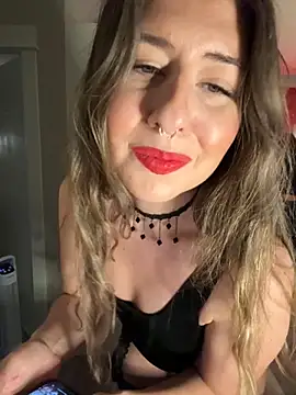 Snapshot of sophielove888 chatting on March 2026 11:21:01 PM sophielove888 online show from March 2026 11:21:01 PM