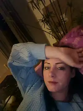Snapshot of Jasmin-White chatting on December 2024 05:04:02 PM Jasmin-White online show from December 2024 05:04:02 PM