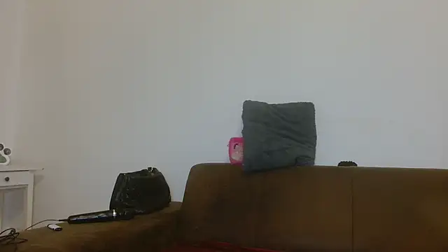 Snapshot of Jasmin-White chatting on February 2025 05:42:02 PM Jasmin-White online show from February 2025 05:42:02 PM