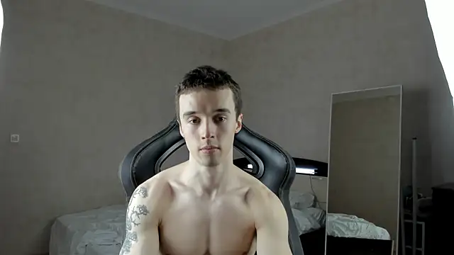 Snapshot of MasonWarholl chatting on February 2025 11:13:02 PM MasonWarholl online show from February 2025 11:13:02 PM