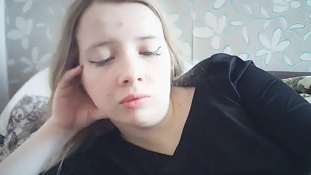 ViolaCandy online show from May 2026 04:19:01 AM