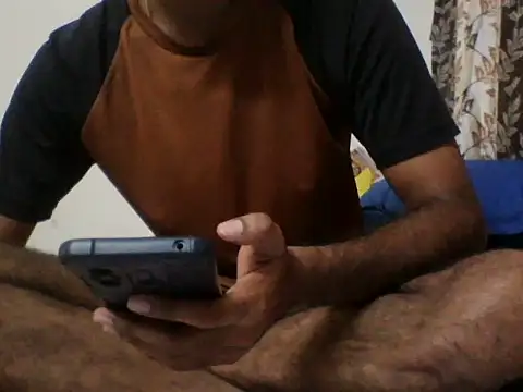 Snapshot of raghava09876 chatting on November 2025 04:01:02 AM raghava09876 online show from November 2025 04:01:02 AM