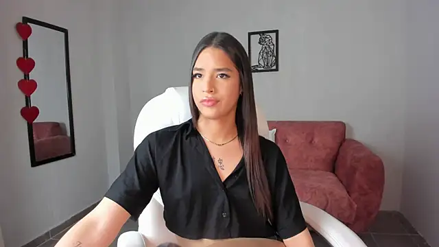 Snapshot of Alice23jones chatting on March 2025 03:45:02 PM Alice23jones online show from March 2025 03:45:02 PM