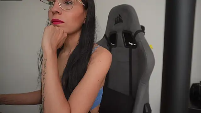 little-eli online show from December 2025 07:11:02 PM