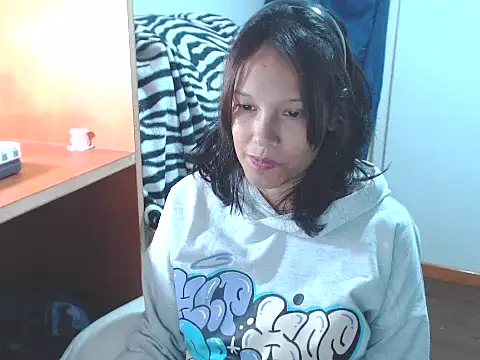 home vlak online show from April 2026 08:00:02 PM